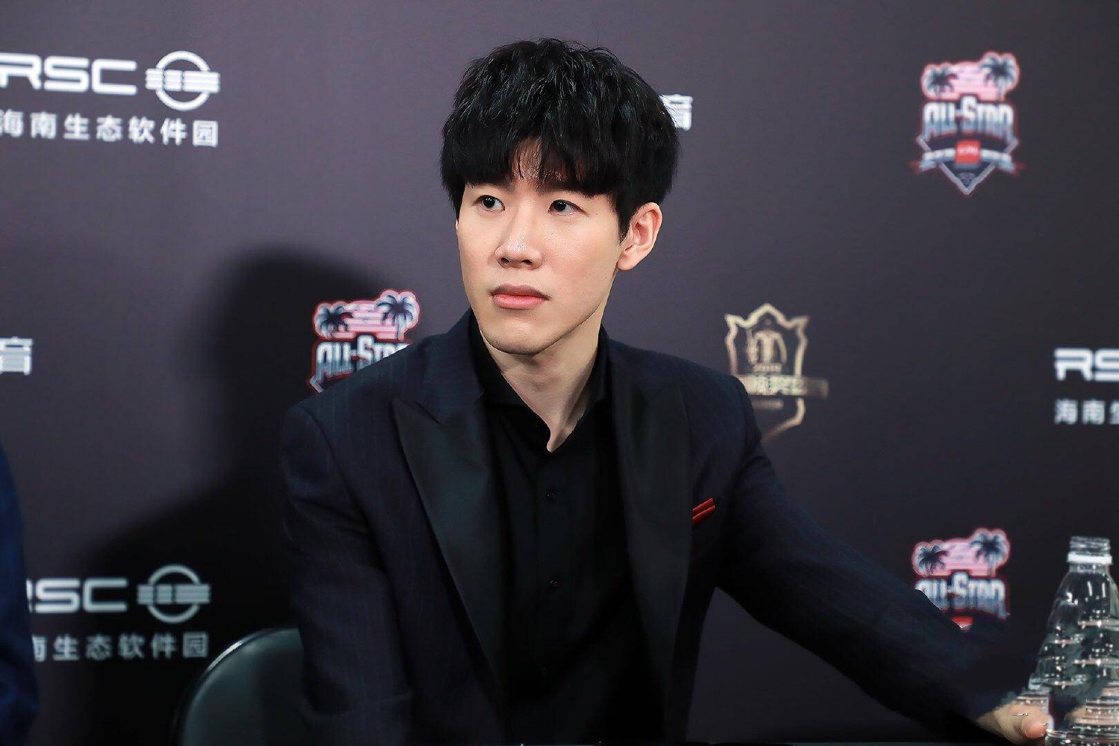 同时也偶尔 同时也偶尔